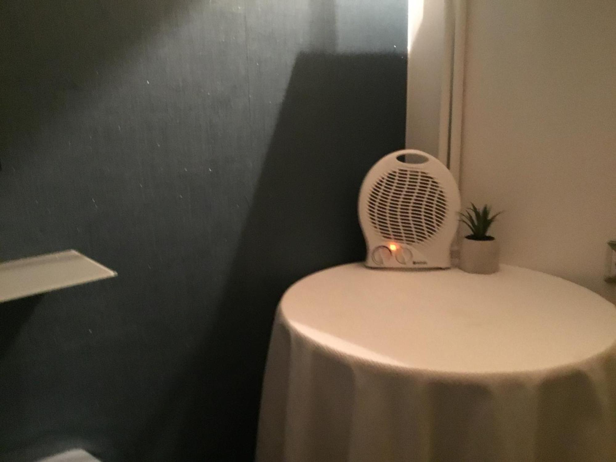 Just For Sleep-Daily Stay 20H To 10H Apres Votre Arrivee Dans Le Batiment D'Entree, Contact I'Hote Via Le Message Ici De Reservation Pour L'Enregistrement I'Entree Dans La Propriete Sans I'Approbation Est Interdite-Resevation D'Un Tiers Est Inaccepta 보비니 외부 사진